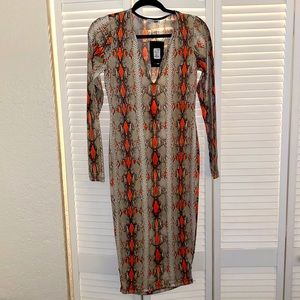 Fashion nova body con dress size large